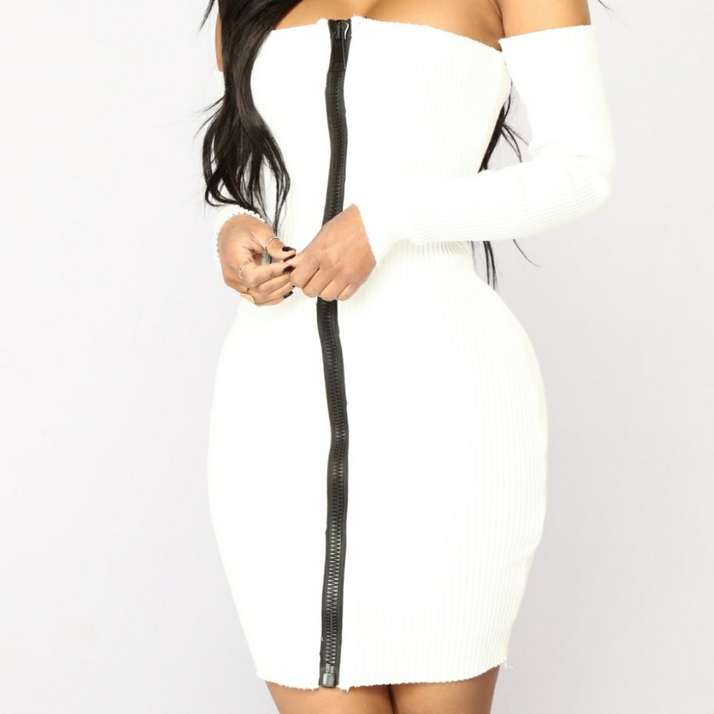 Off the shoulder zipper dress